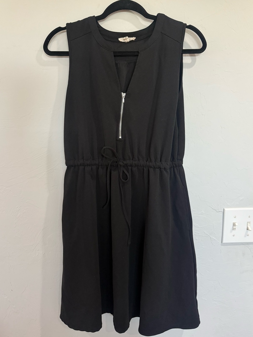 Black Sleeveless Drawstring Dress with Zip Front